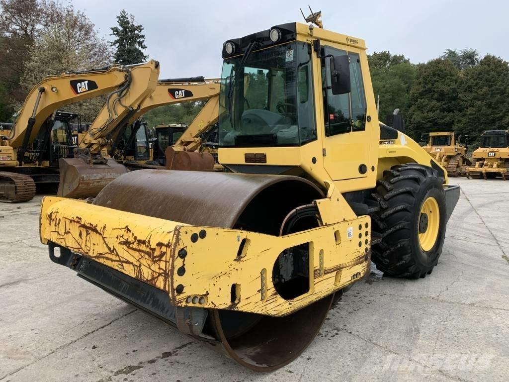 Bomag BW 213 D H-4 i Jordvibrationstromler