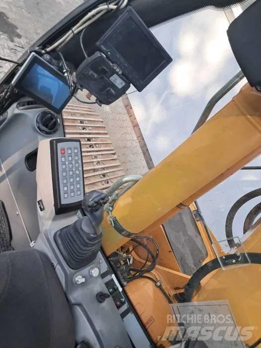 Liebherr R 926 LC Gravemaskiner på larvebånd