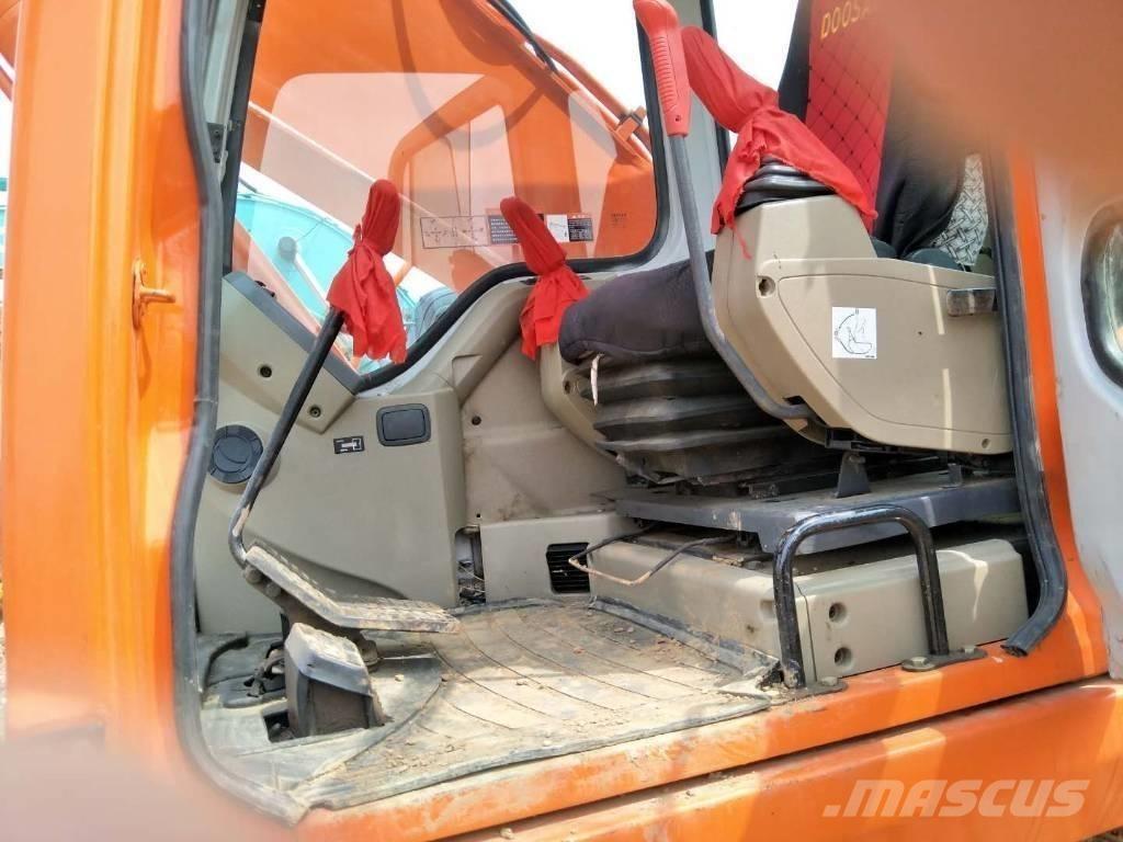 Doosan 225 Gravemaskiner på larvebånd