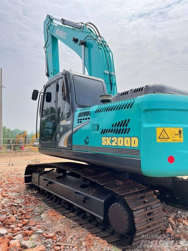 Kobelco 200 Gravemaskiner på larvebånd