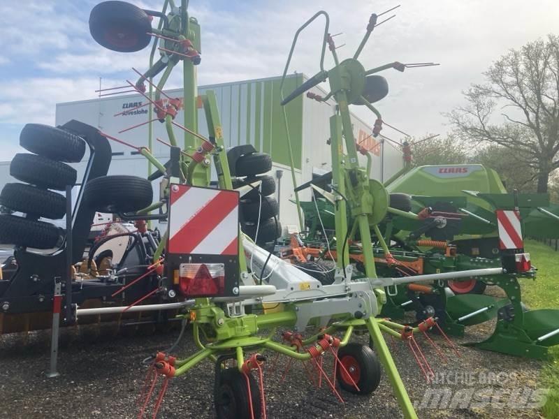 CLAAS Volto 700 River og høvendere