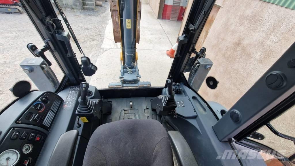 Terex TLB 890 Rendegravere