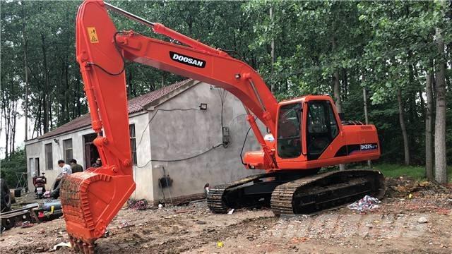 Doosan DH225 Gravemaskiner på larvebånd