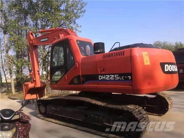 Doosan DH225 Gravemaskiner på larvebånd