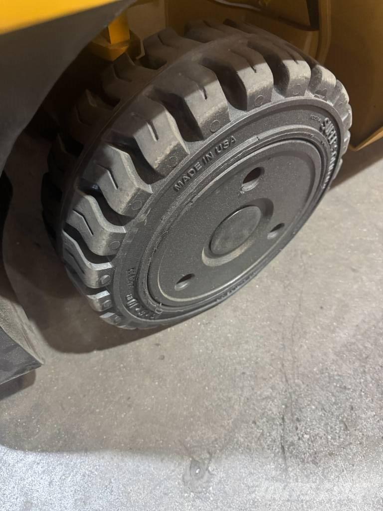 CAT 2C 6000 Gaffeltrucks - andre
