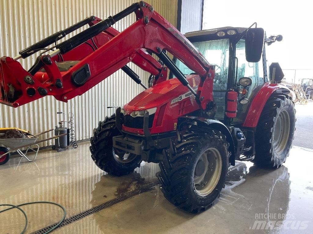Massey Ferguson 5713 Traktorer