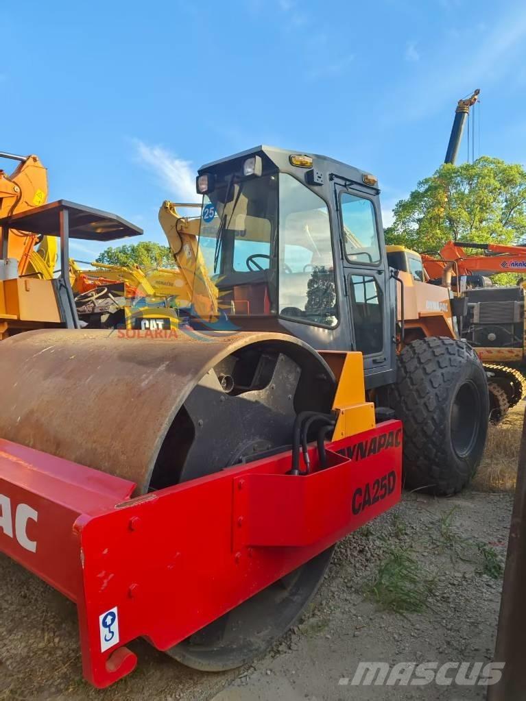 Dynapac CA 25 D Enkelt tromle