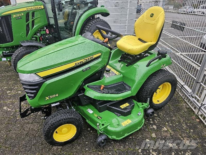 John Deere X584 Græsslåmaskiner