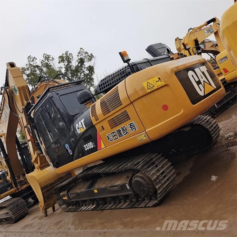 CAT 330 D2 Gravemaskiner på larvebånd