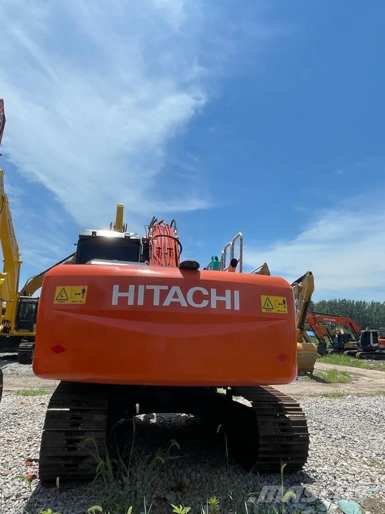 Hitachi ZX 200 Gravemaskiner på larvebånd