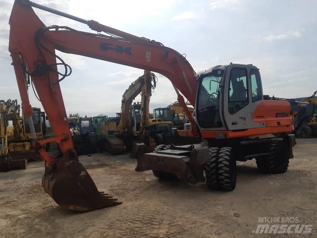 Fiat-Kobelco E175W Gravemaskiner på hjul