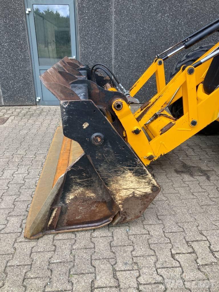 JCB 4 CX Rendegravere