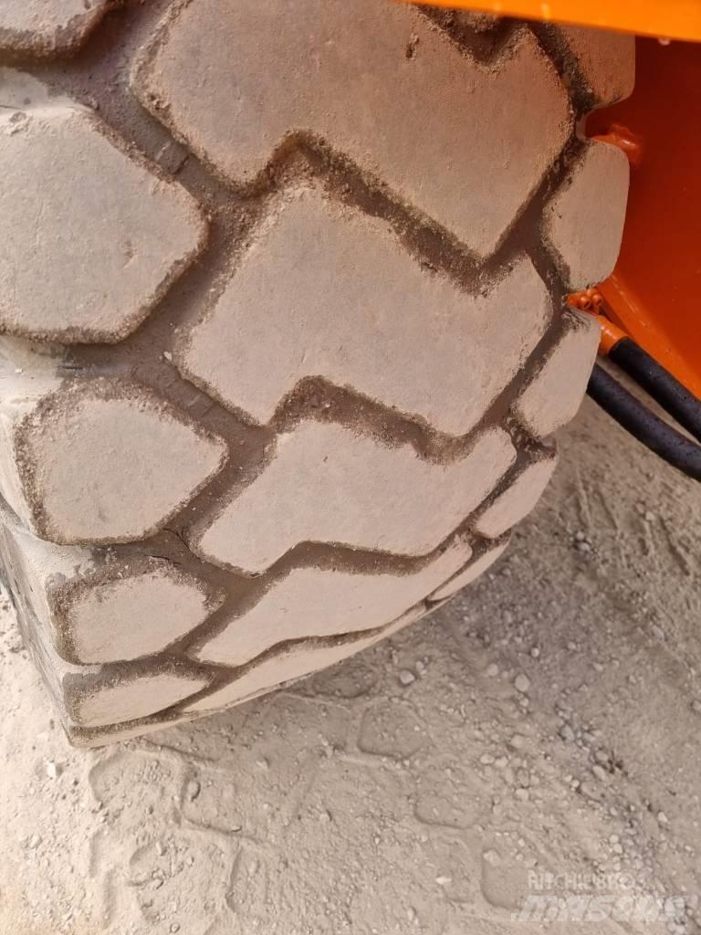 Doosan DL 300-3 Læssemaskiner på hjul