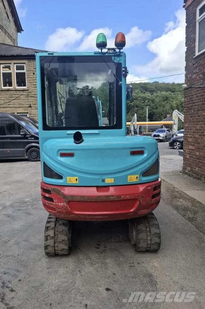 Takeuchi TB230 Minigravemaskiner