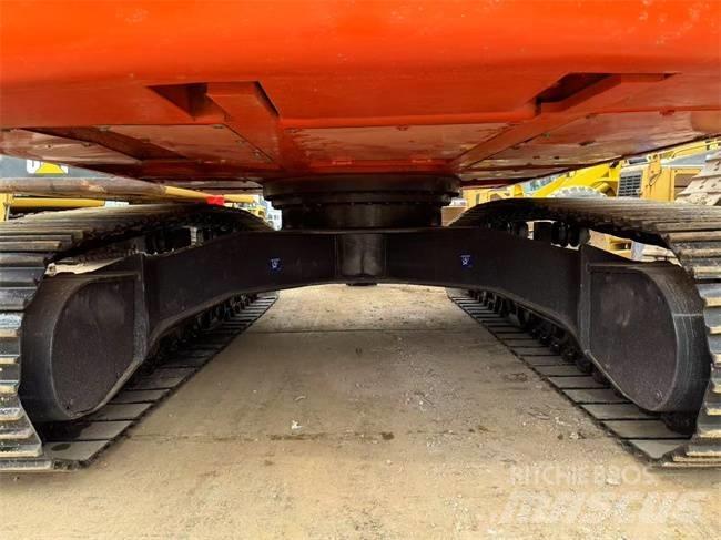 Doosan DX 225 LC Gravemaskiner på larvebånd