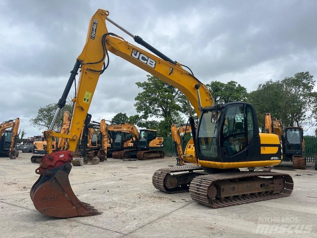 JCB JS 130 Gravemaskiner på larvebånd