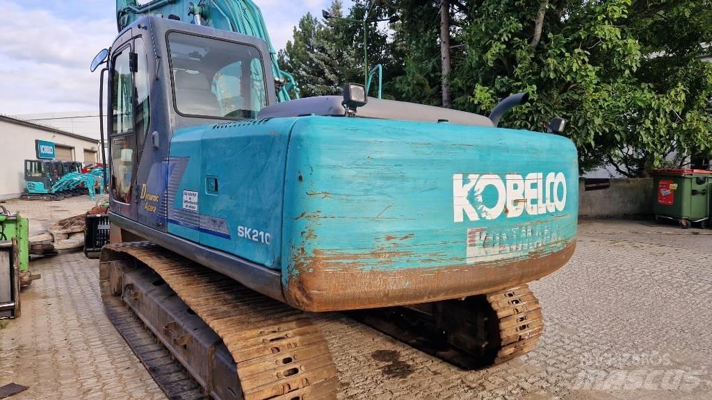 Kobelco SK210 Gravemaskiner på larvebånd