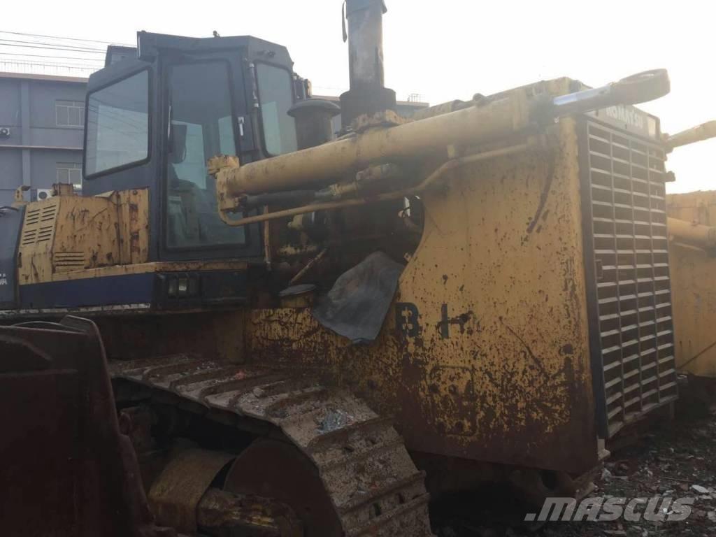 Komatsu D 155 A-1 Bulldozer på larvebånd