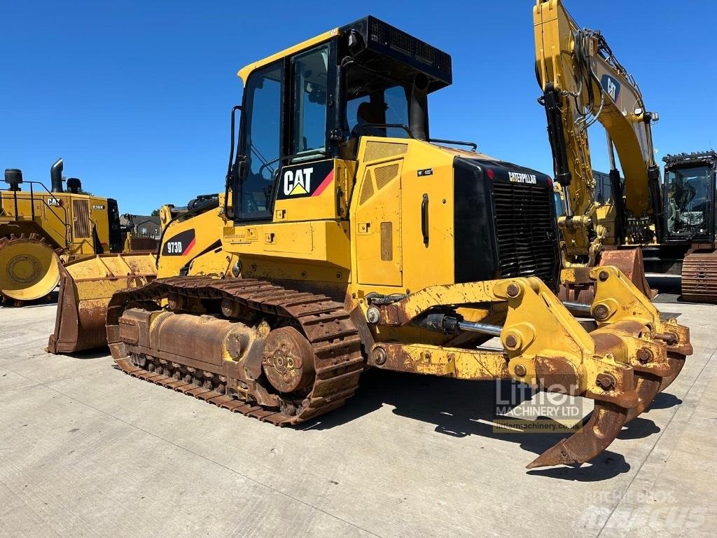 CAT 973D Larvebåndslæssere