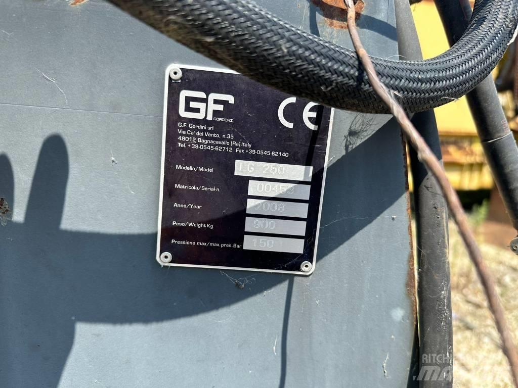 GF Gordoni LG250 Vejhøvle / Gradere