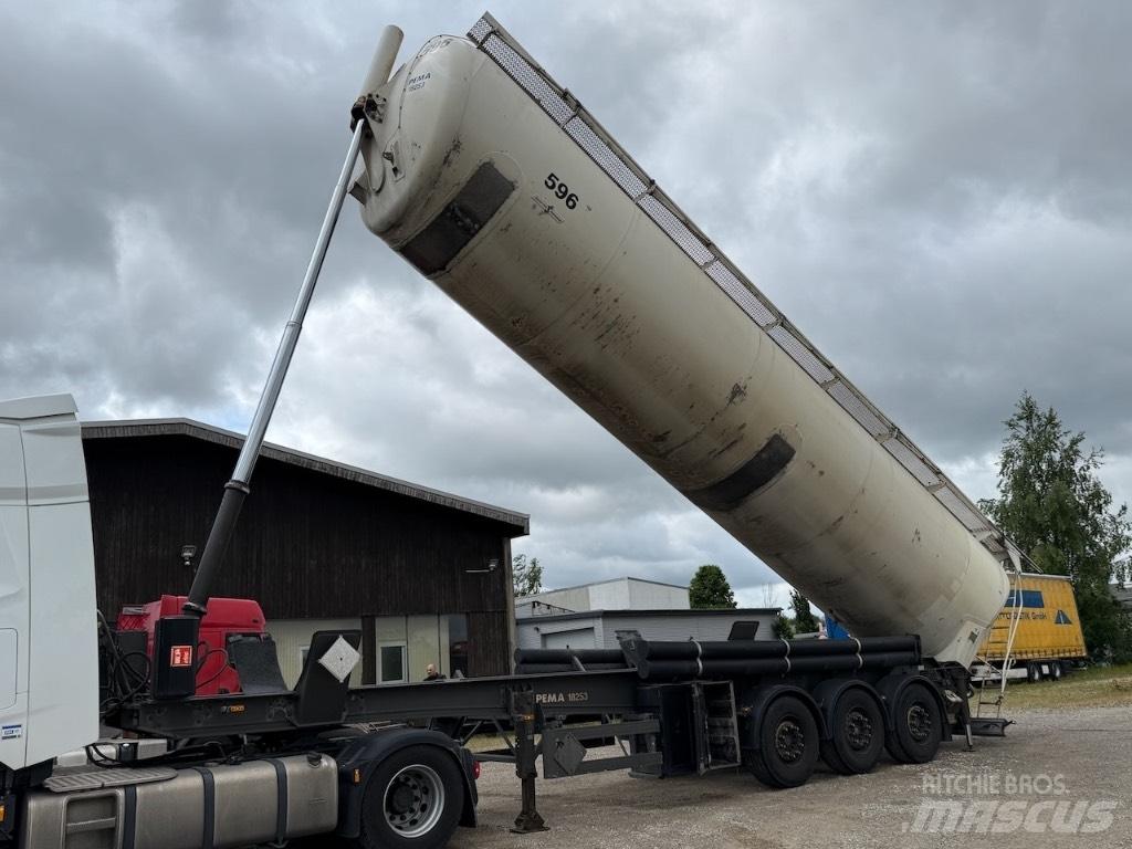 Spitzer SK 2760 CAL Semi-trailer med Tank