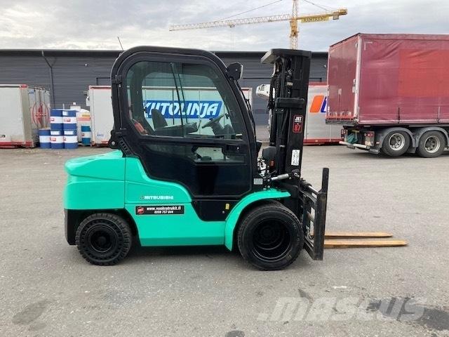 Mitsubishi FD35N Diesel gaffeltrucks