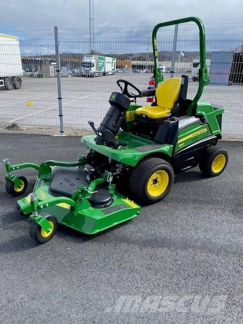 John Deere 1550 Traktorklippere