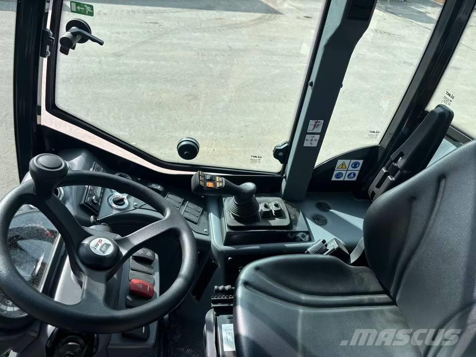 GiANT G 3500 X-tra Læssemaskiner på hjul