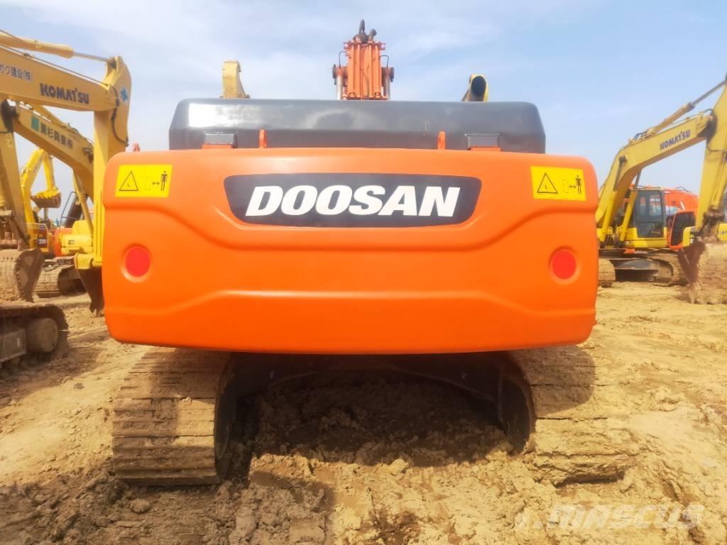 Doosan DX260LC Gravemaskiner på larvebånd