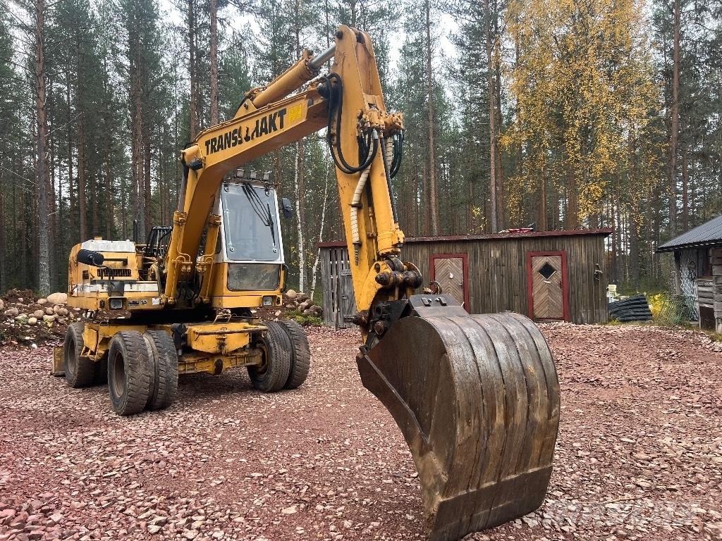 Liebherr 902 Gravemaskiner på hjul