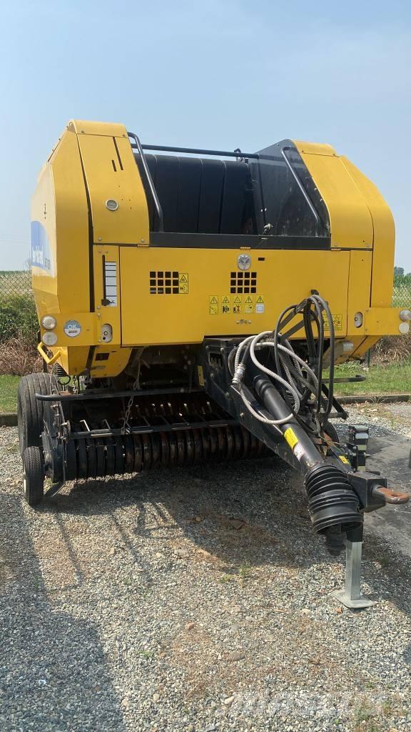 New Holland BR 7060 Rundballe-pressere