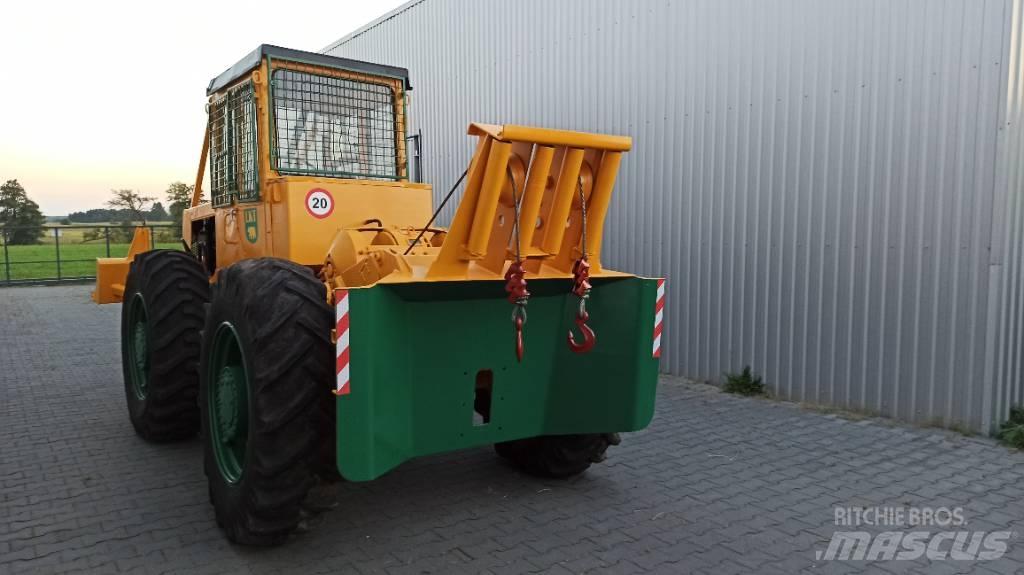 LKT 81 TURBO Udslæbningstraktorer
