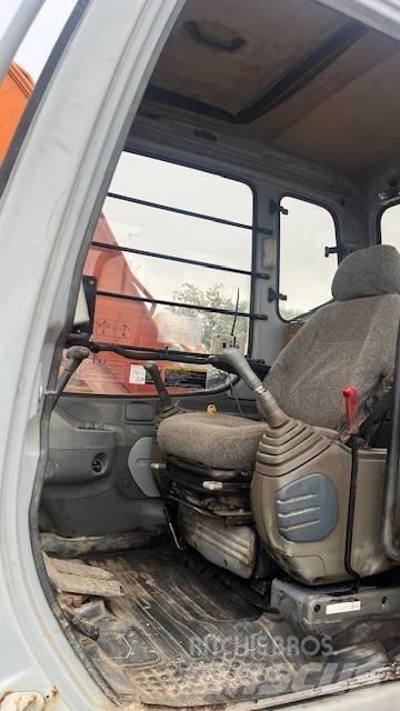 Hitachi EX 120-5 Gravemaskiner på larvebånd