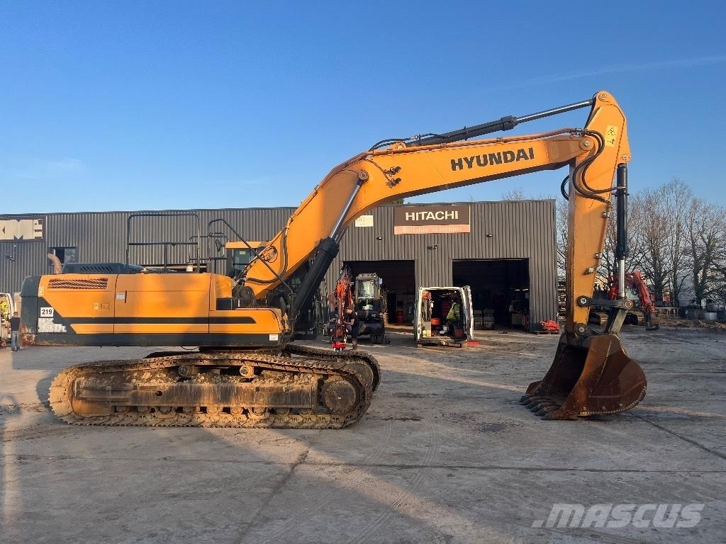 Hyundai HX 330 L Gravemaskiner på larvebånd