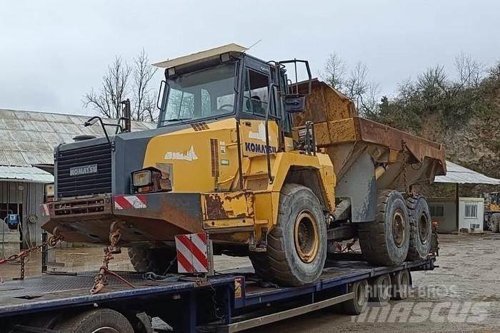 Komatsu HM300-2 Dumpere