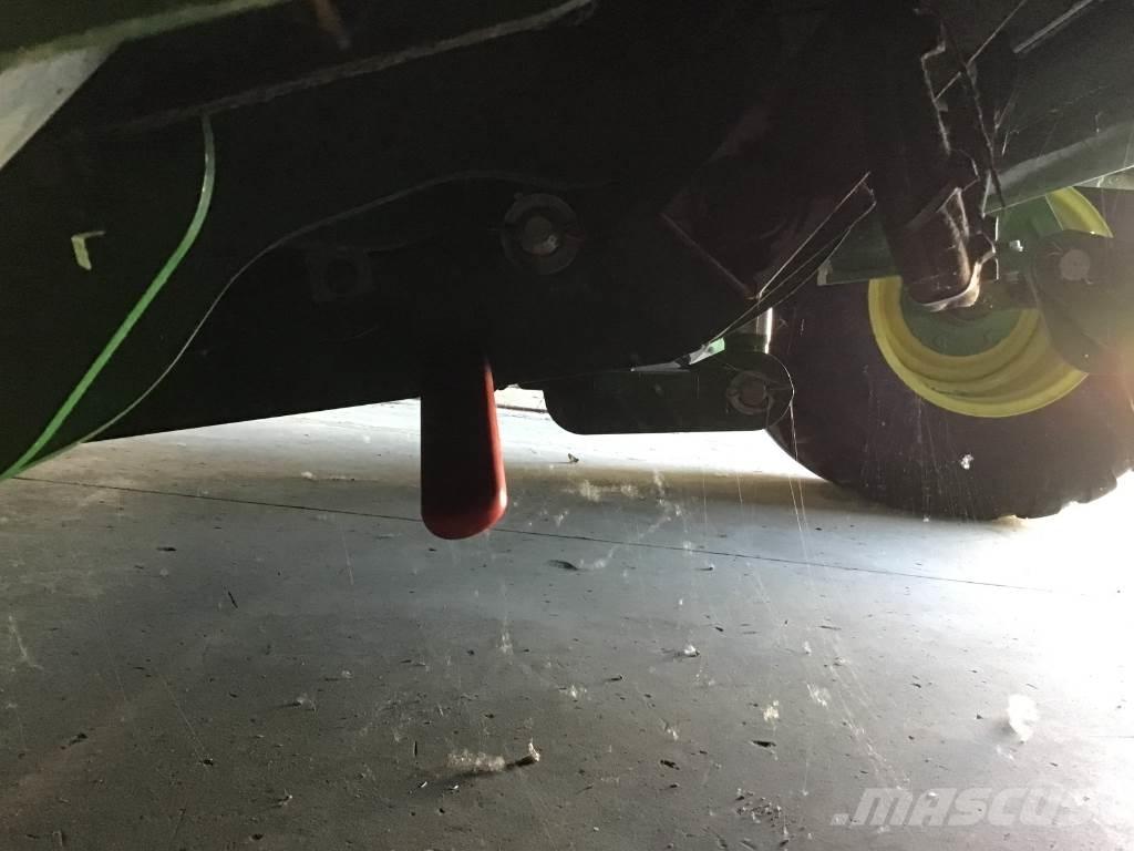 John Deere V461M Rundballe-pressere