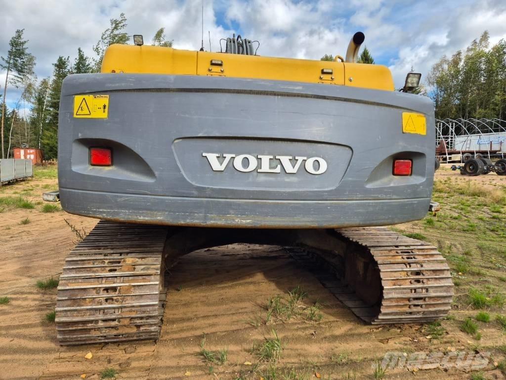 Volvo EC 240 B LC Gravemaskiner på larvebånd