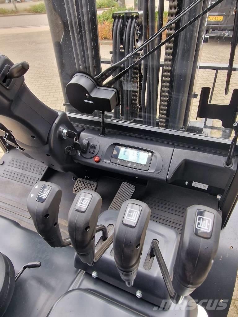 Bobcat B 30 X-7 Plus El gaffeltrucks