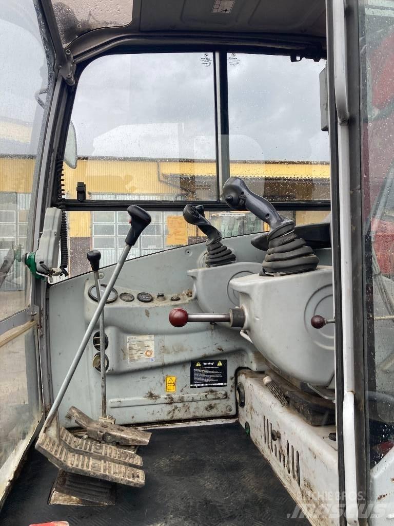 Neuson 8003 Midi-gravemaskiner 7t - 12t