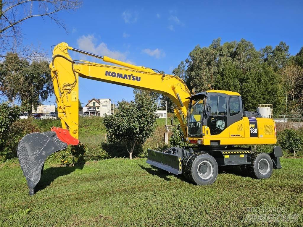 Komatsu PW 180-7 Gravemaskiner på hjul