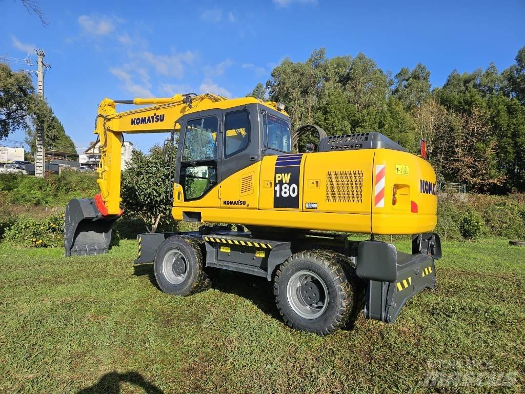 Komatsu PW 180-7 Gravemaskiner på hjul