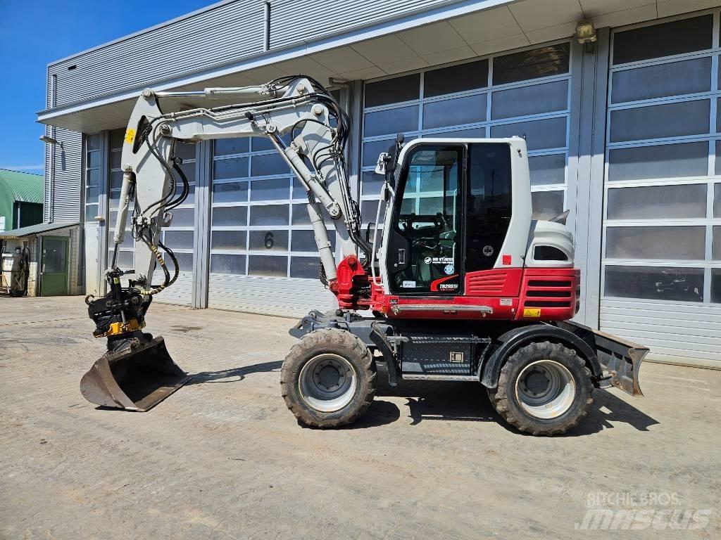 Takeuchi TB295W Gravemaskiner på hjul