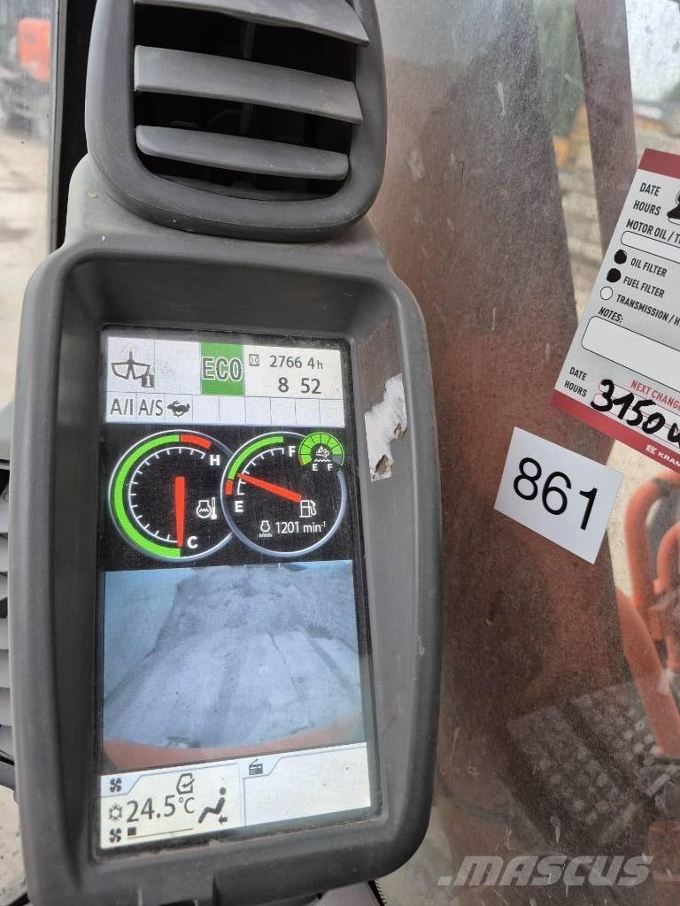 Hitachi ZX 135 Gravemaskiner på larvebånd