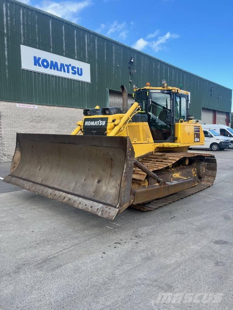 Komatsu D65PX-18E0 Bulldozer på larvebånd