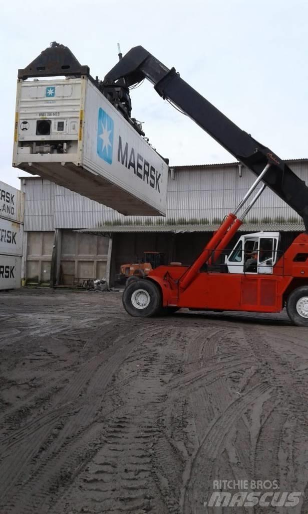  4500 S6 Reachtruck