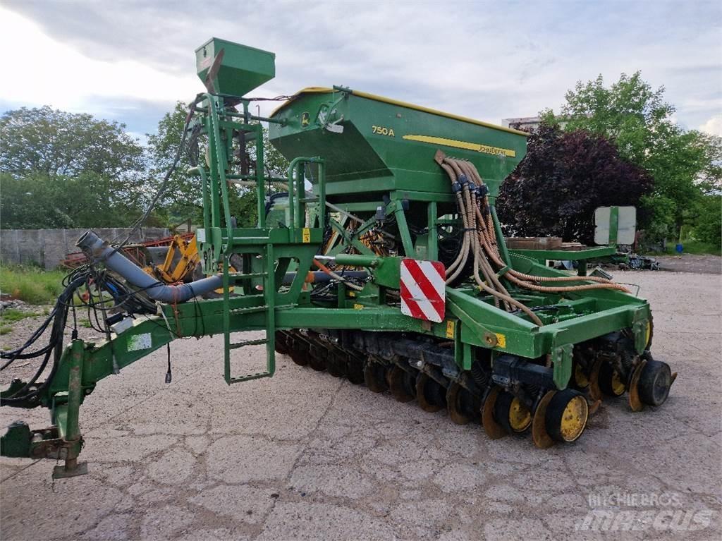 John Deere 750 A Kombi-såmaskiner