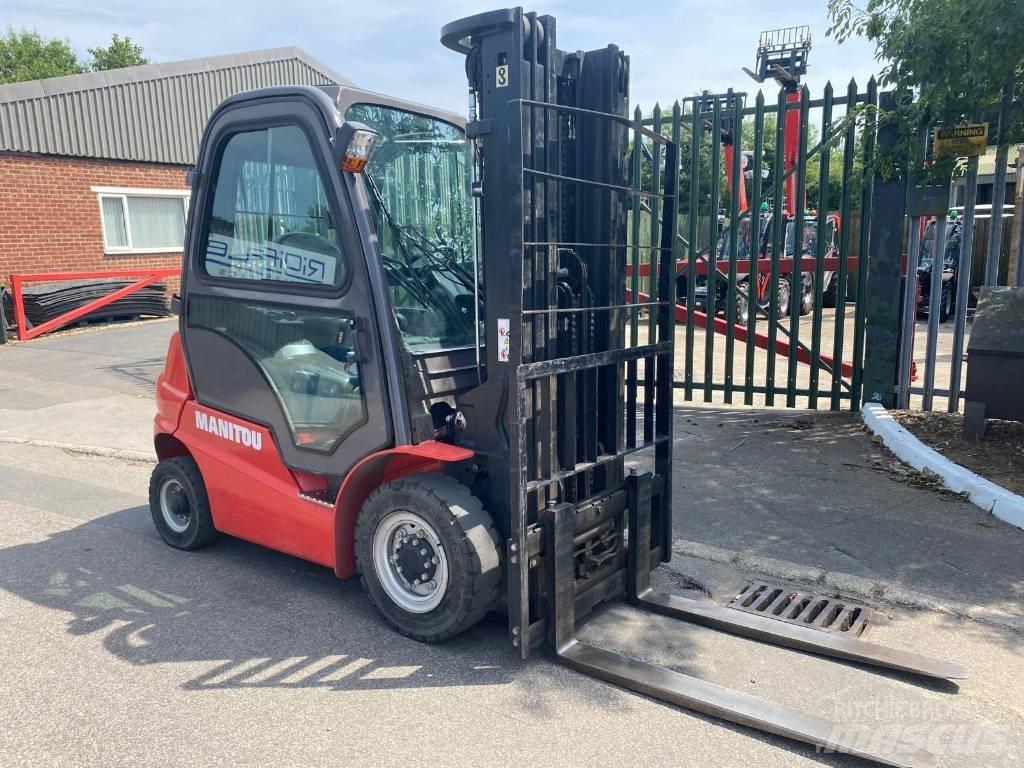 Manitou Mi25D Diesel gaffeltrucks