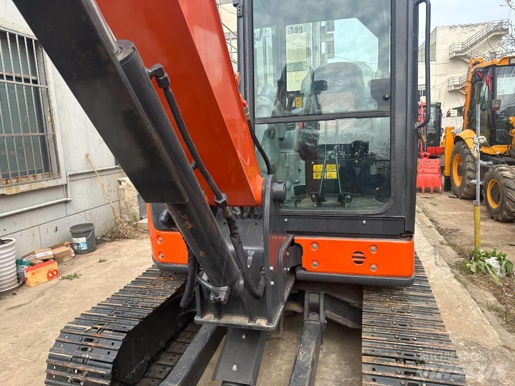 Hitachi ZX68USR-5A Minigravemaskiner