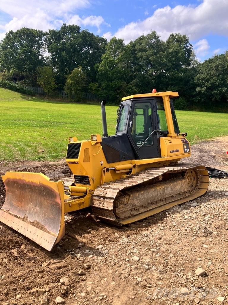 Komatsu D 41 P-6 Bulldozer på larvebånd