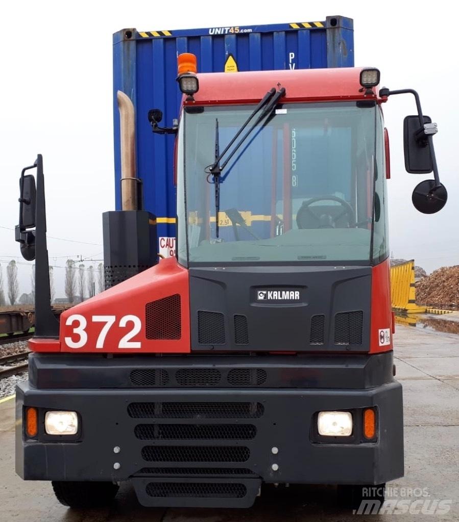 Kalmar T2 Terminaltraktorer